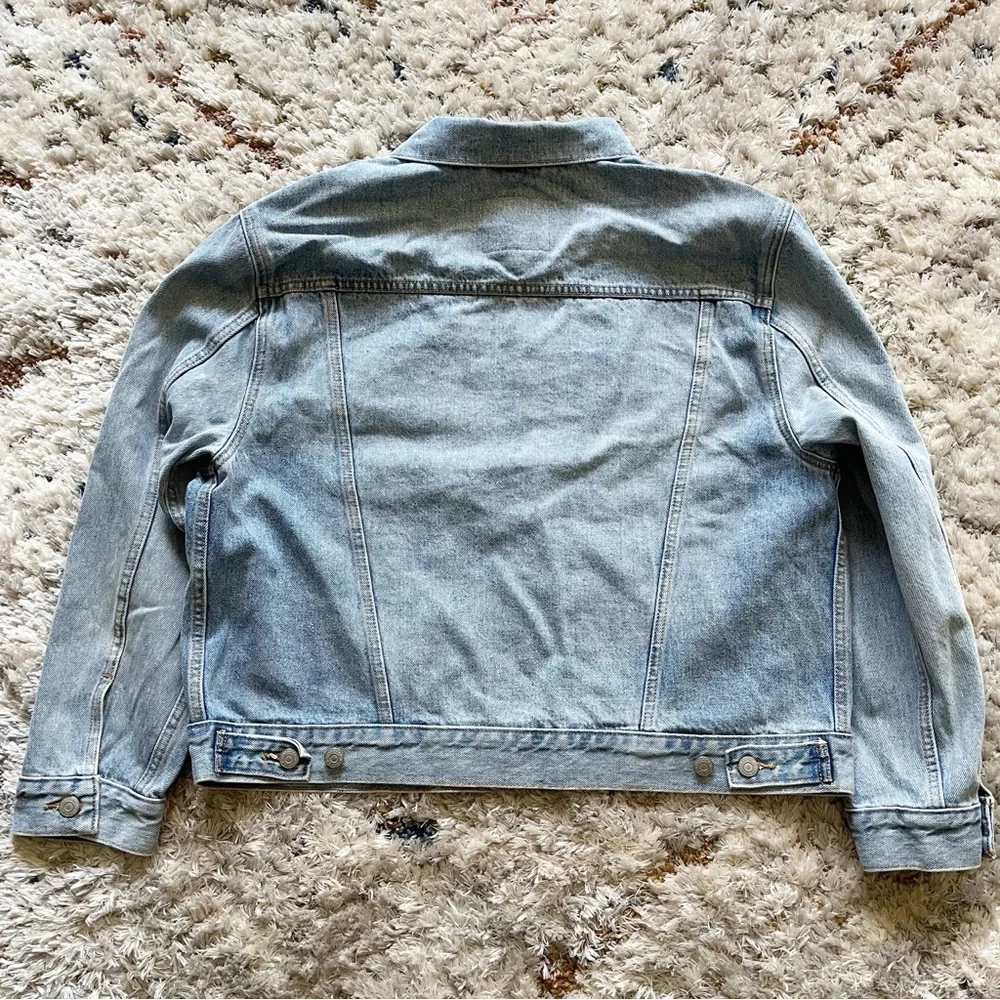 Levi's Premium Blue Denim Jacket - Picture 5 of 5